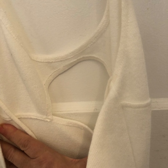 No tags Terry like beach cover for on the beach. Criss cross ties - like new - Picture 2 of 9